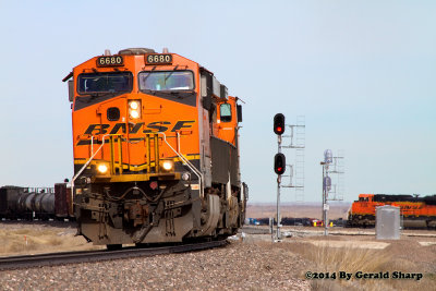 bnsf6680_west_at_tampa_co.jpg