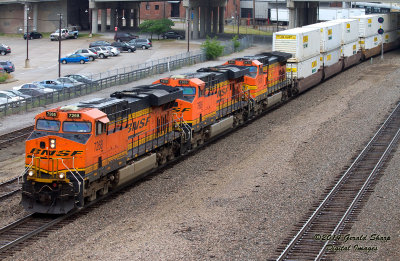 bnsf7268_west_at_union_station_kc_mo.jpg