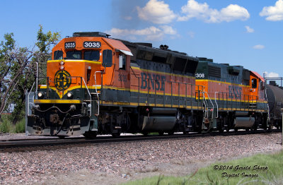 bnsf3035_hudson_turn_at_hudson_co.jpg