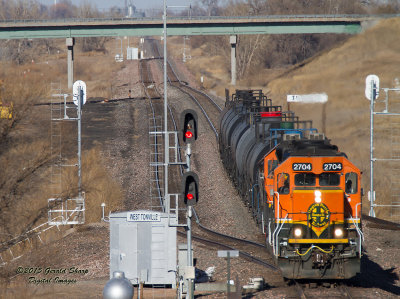BNSF 2704 West Hudson Turn At West Tonville, CO.jpg