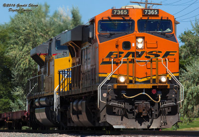 BNSF 7365 South At South Longmont, CO_2.jpg