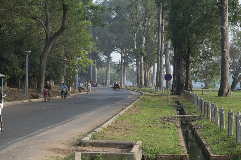 _3054 Angkor.jpg