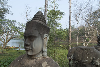 _3063 Angkor Thom Enceinte royale.jpg