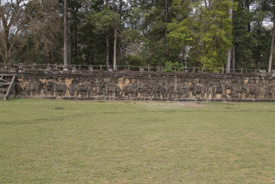 _3172 Angkor Thom Terrasses des lphants.jpg