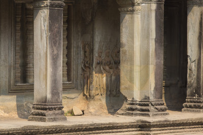 _3561 Angkor Vat.jpg