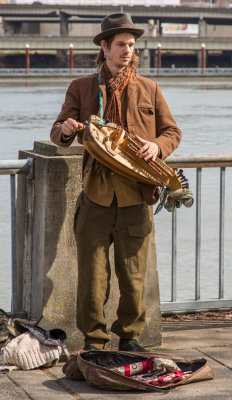 Hurdy Gurdy Man playing The Irish Washer Woman