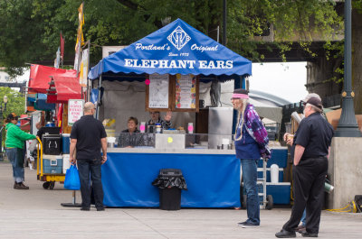 The Elephant Ears Are Not Ready

Not sure if she was objecting or waving, I waved back...