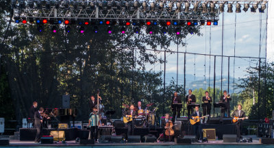 Lyle Lovett and His Large Band