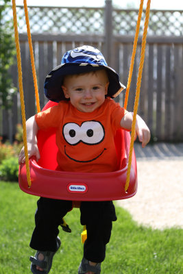 2012-05-21 Noah's New Play Structure_P011.jpg