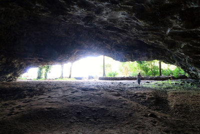 Maniniholo dry cave entrance from inside