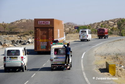 Sur la route entre Udaipur et Pushkar, Rajasthan_IMGP7070.JPG