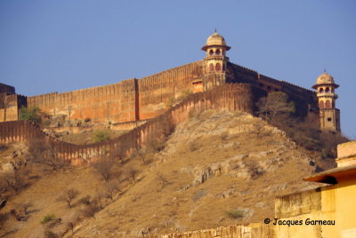 Fort Jaigarh (vu du Fort d'Amber), Jaipur, Rajasthan_IMGP7363.JPG