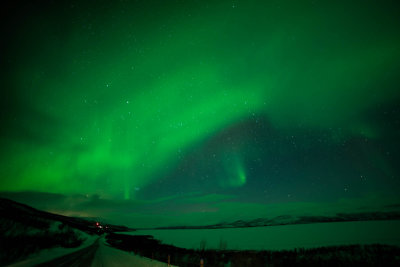 Aurora Lake Tornetrsk 0601.jpg