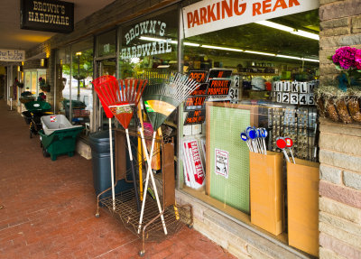 Browns Hardware, a Fixture in Falls Church