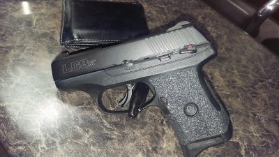 Ruger 9mm LC9S 2014.jpg