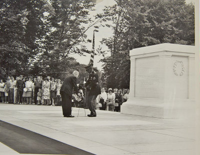 Sgt Moore Laying Wreath.