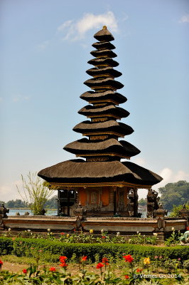 Ulun Danu D700_20983 copy.jpg