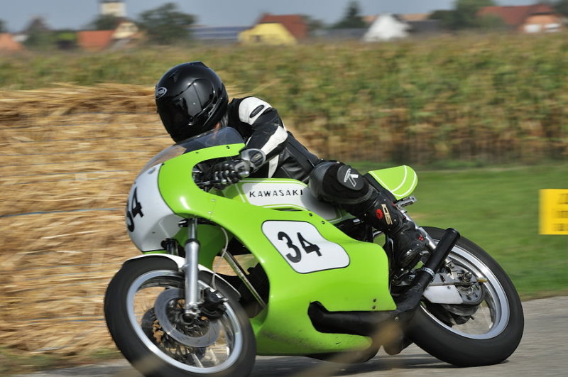 Kawasaki 500 H1