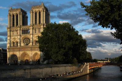 Notre Dame evening IMG_3757a1600.jpg
