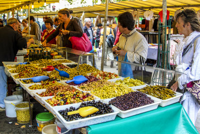 Street Market Olives IMG_4613r1200.jpg