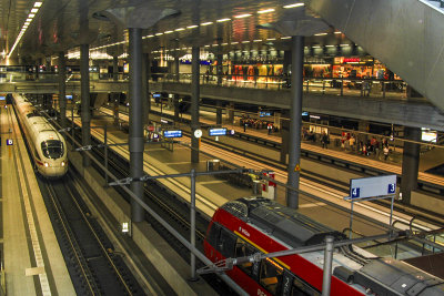 Main Hauptbahnhof IMG_0411r1200.jpg