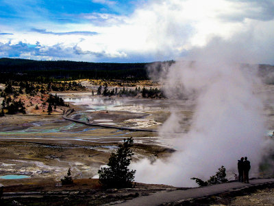 Yellowstone geyser basin IMG_0839r1200.jpg