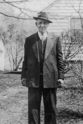 Donato Tarinelli early 1950's.jpg