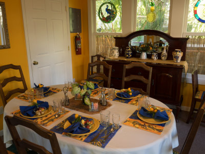 44 Spanish St. Breakfast Table