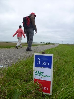 Op de Zeedijk, vandaag een halve marathon