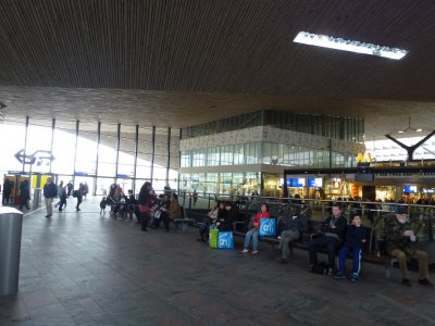 Rotterdam Centraal Station en Euromast 15 maart 2014