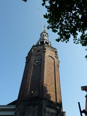 Harlingen, De raadhuistoren aan de Voorstraat