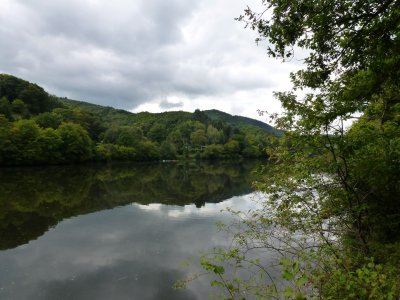 Langs Staubecken Heimbach