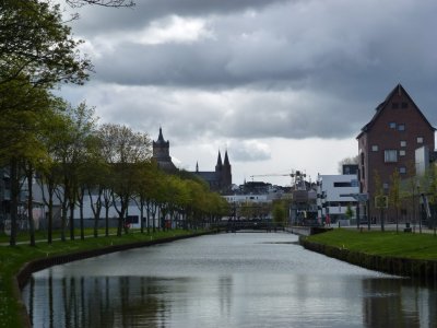 Zicht op Zwanenburcht in Kleef