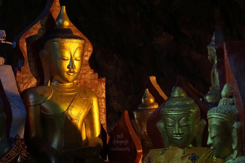 Shwe Oo Min Pagoda