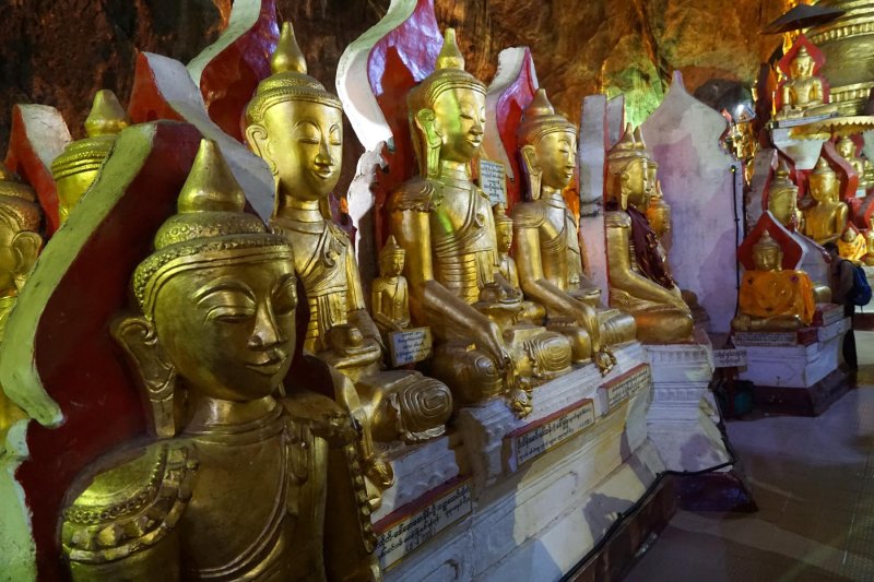 Shwe Oo Min Pagoda