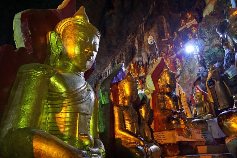 Shwe Oo Min Pagoda
