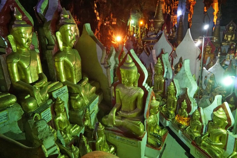 Shwe Oo Min Pagoda