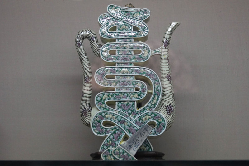 Chinese longivity pot