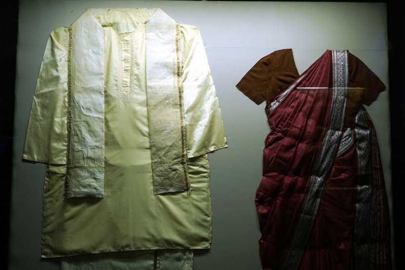 Tamil costume