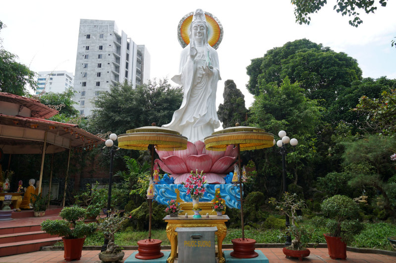Phap Lam Pagoda