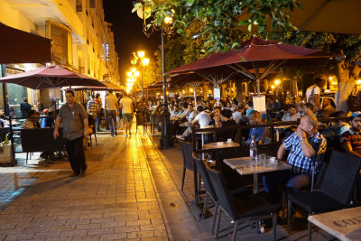 Ave Habib Bourguiba