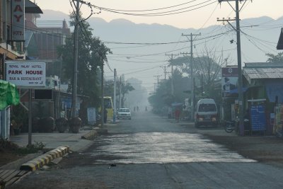 Phaung Taw Side Road