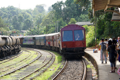 Peradeniya train station