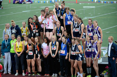 Pullman_Girls_4x400_State_2013055.jpg