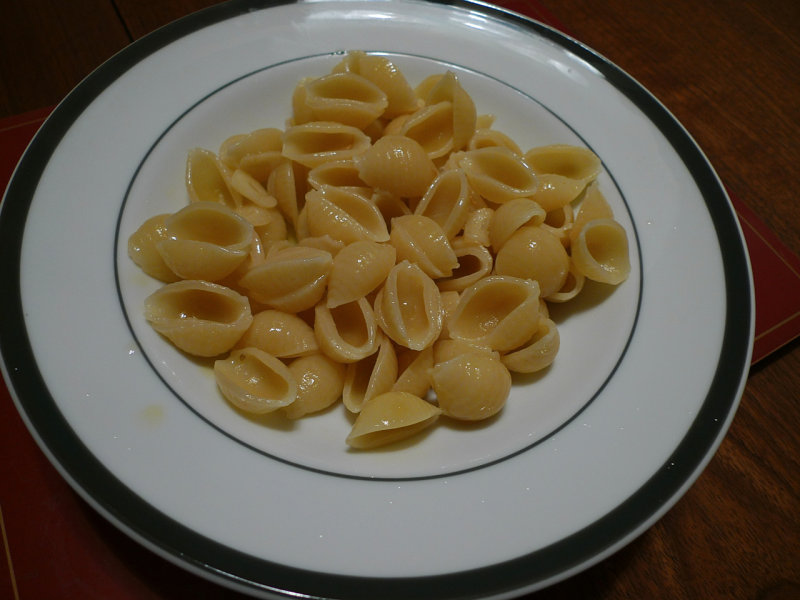 Pasta in Garlic and Butter Sauce
