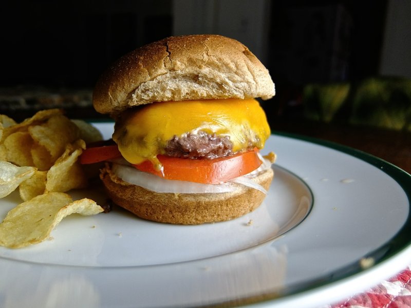 Classic Cheeseburger - 1