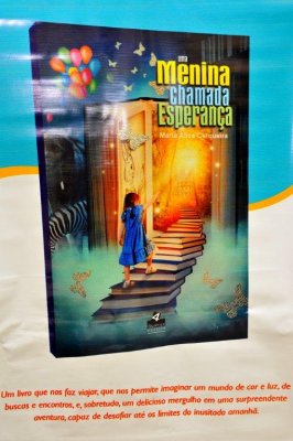 Lançamento Livro Escritora Maria Alice Cerqueira