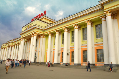 Arrival in Yekaterinburg - one of the many ornate stations in Russia 21 Aug 13