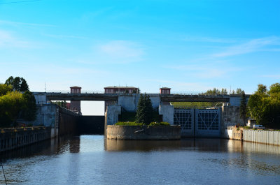  Approaching another lock