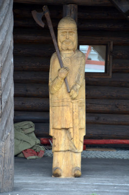 Viking carving 29 Aug 13